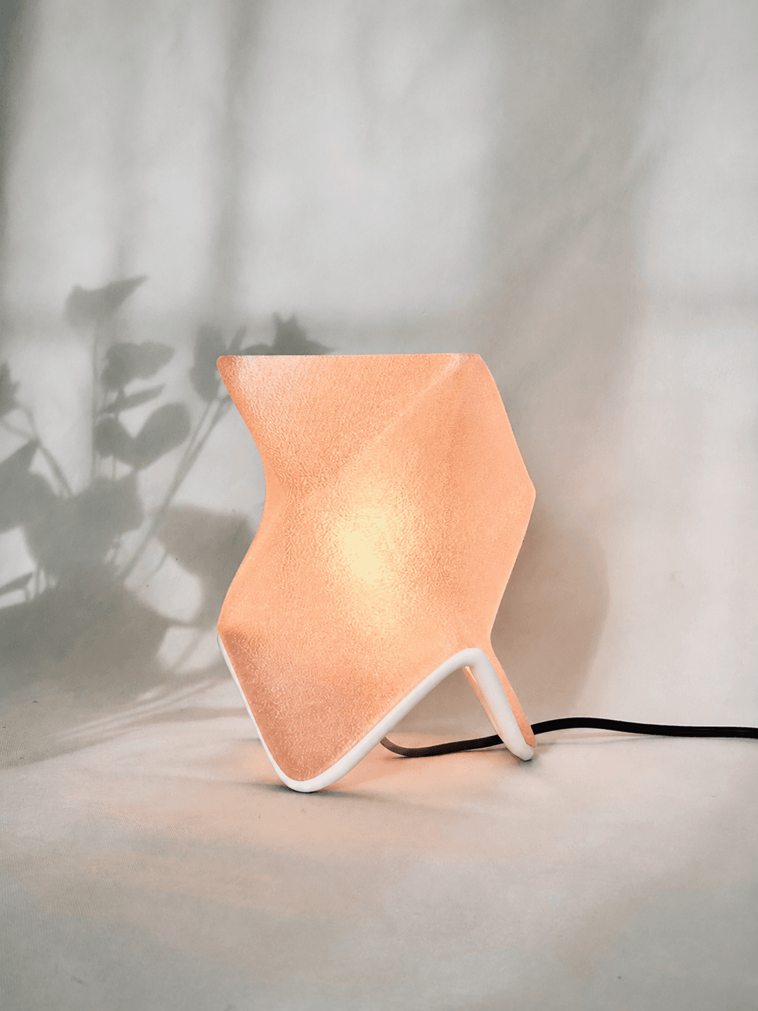 Lampe Angle Mini blanc perle